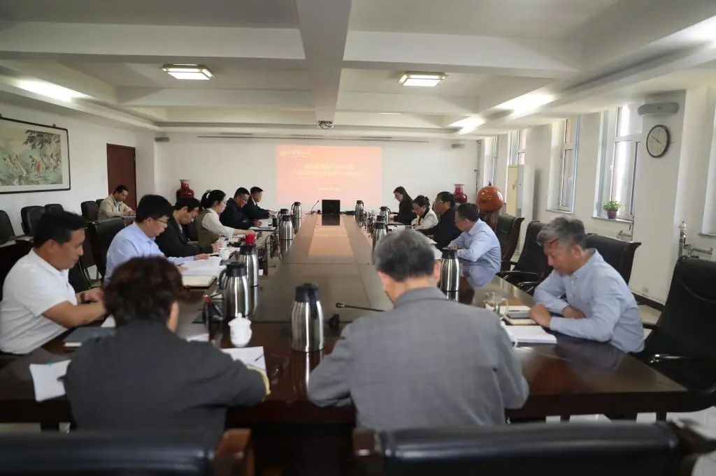 校黨委理論學(xué)習(xí)中心組開展2025年第五次集體學(xué)習(xí)研討