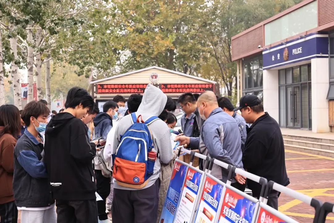 學校開展2022年“119消防宣傳月” 安全教育活動